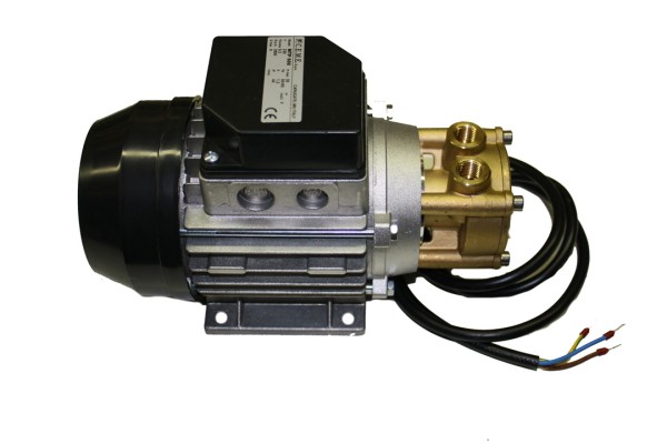 Ceme Wasserpume, 400 Volt, flacher Kasten, Kondensator lose, Messingkopf, MTP 600